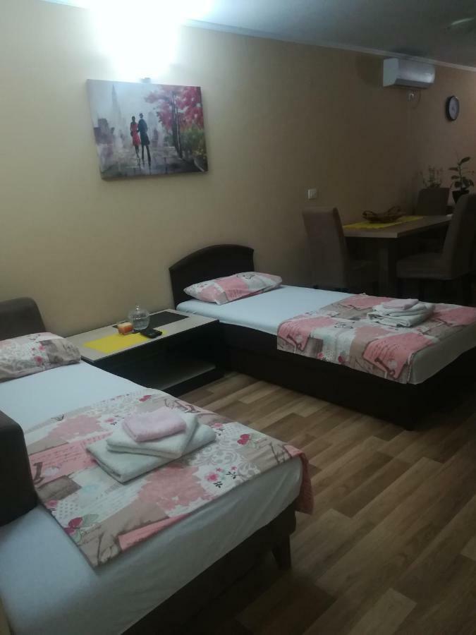 Apartments Vis Jaz Budva Luaran gambar