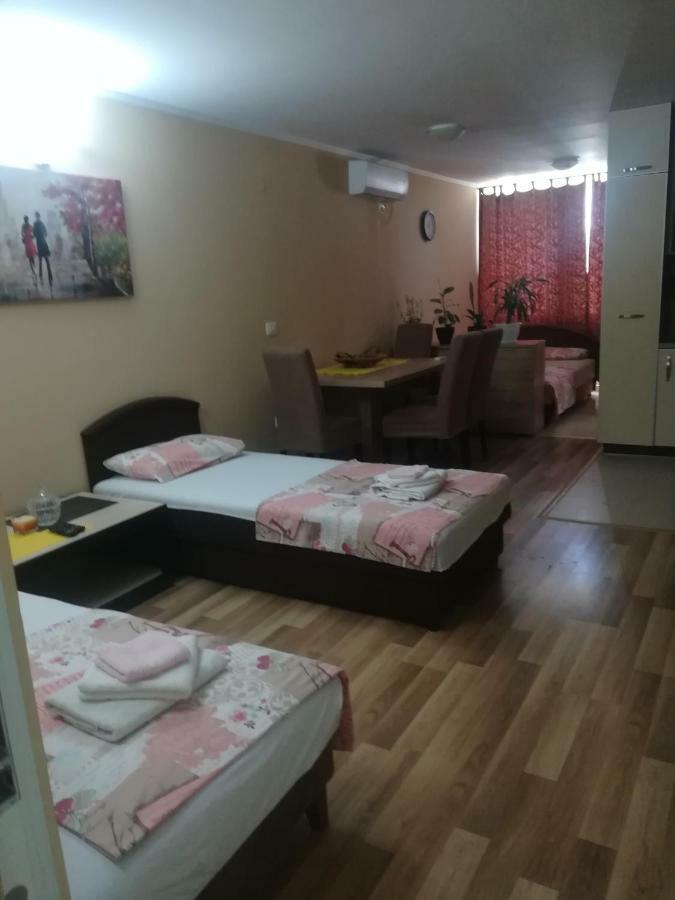 Apartments Vis Jaz Budva Luaran gambar