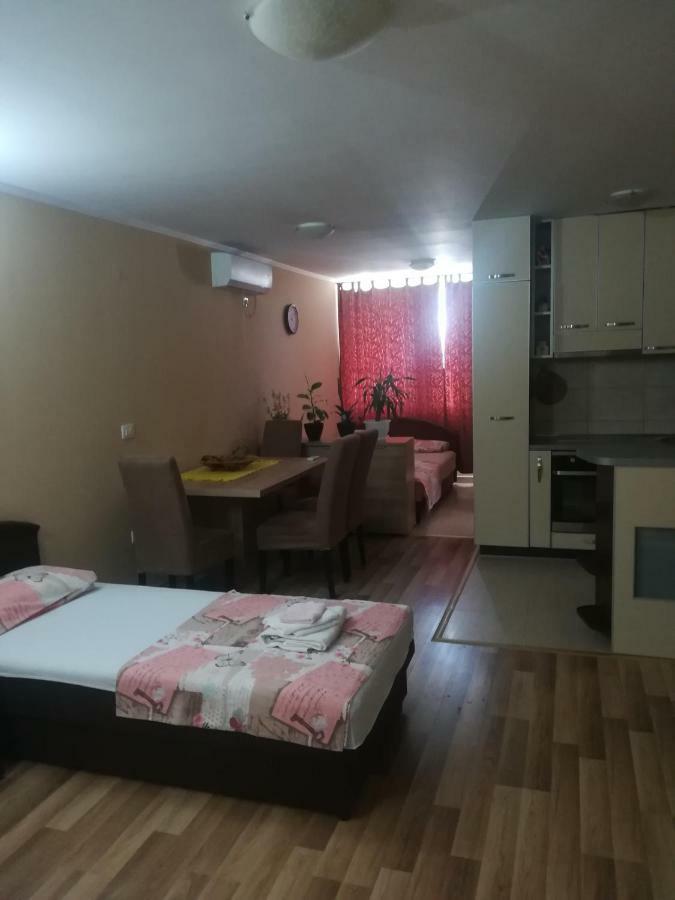 Apartments Vis Jaz Budva Luaran gambar
